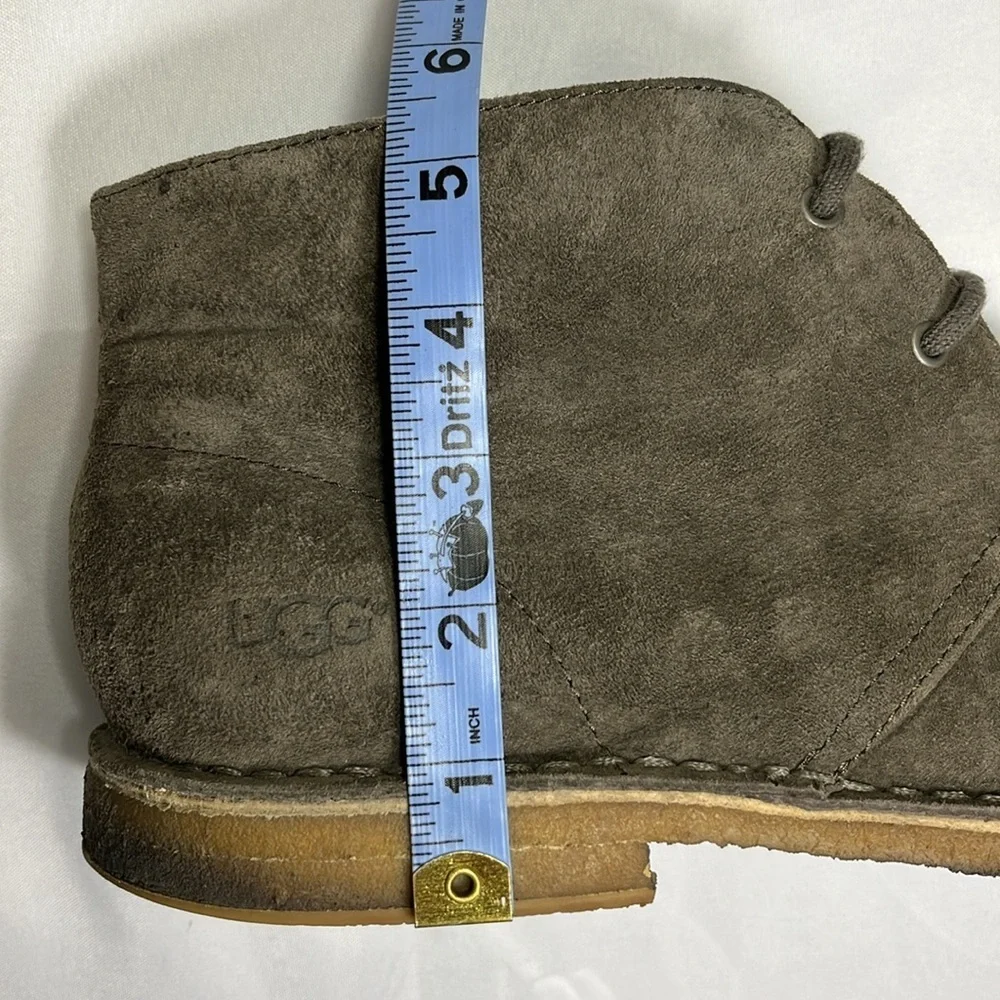 UGG Leighton Chukka Suede Boots, Men’s 13 EU 47 Brown 2-hole lace up, 1005487